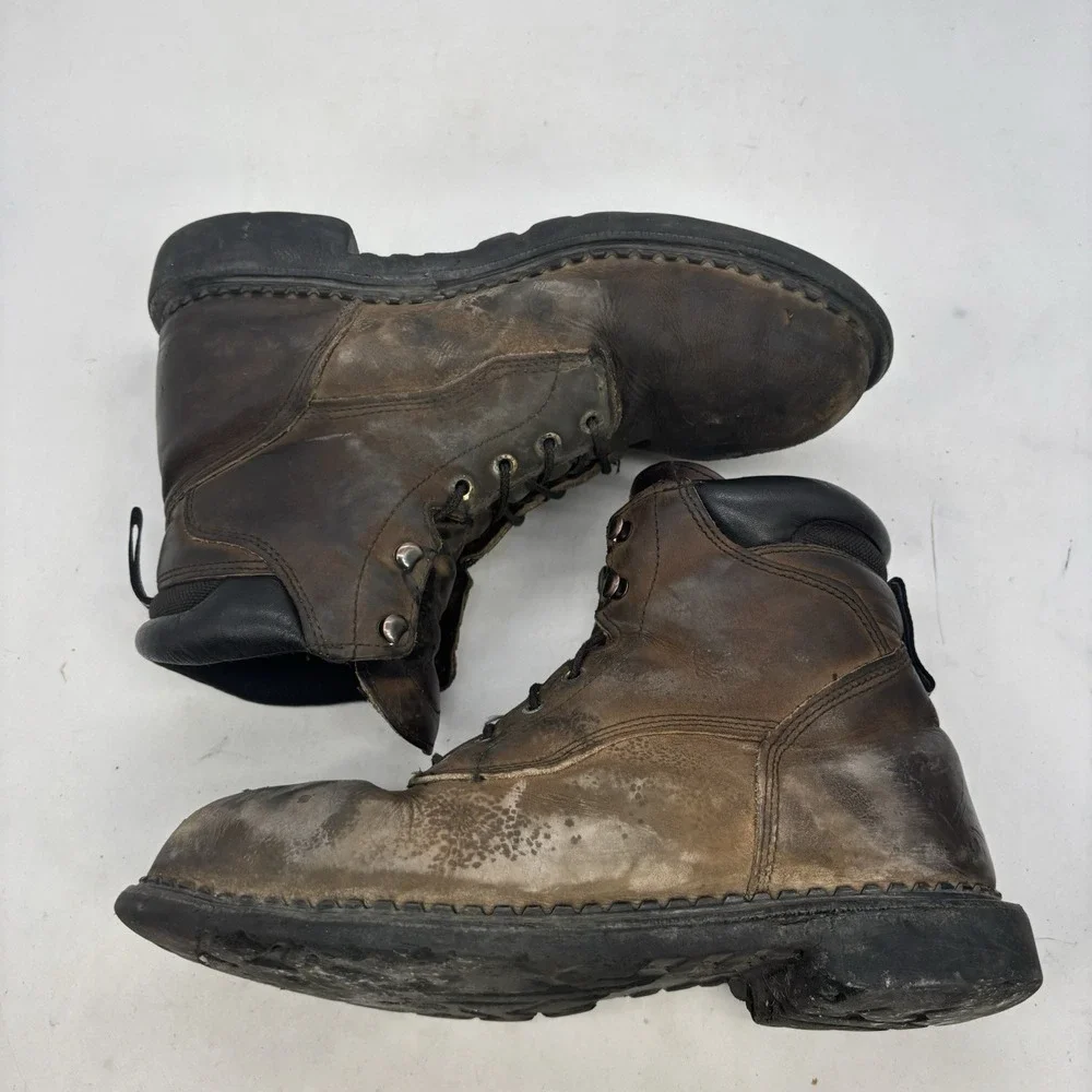 Red Wing Shoes this item